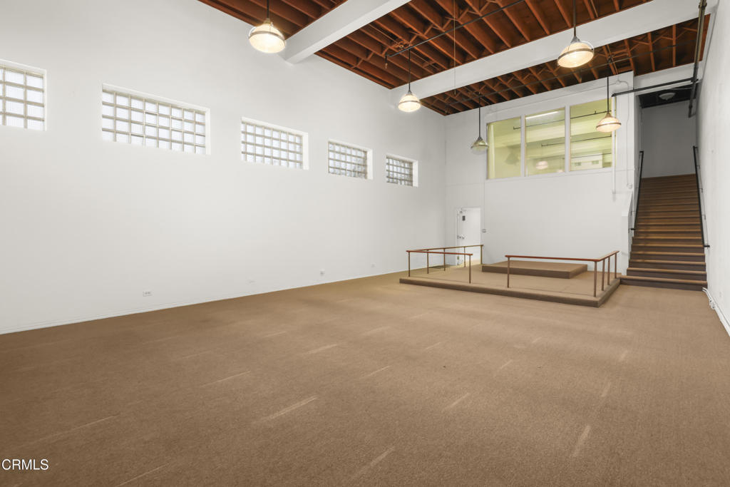 334 Harbour Way Property Photo 6