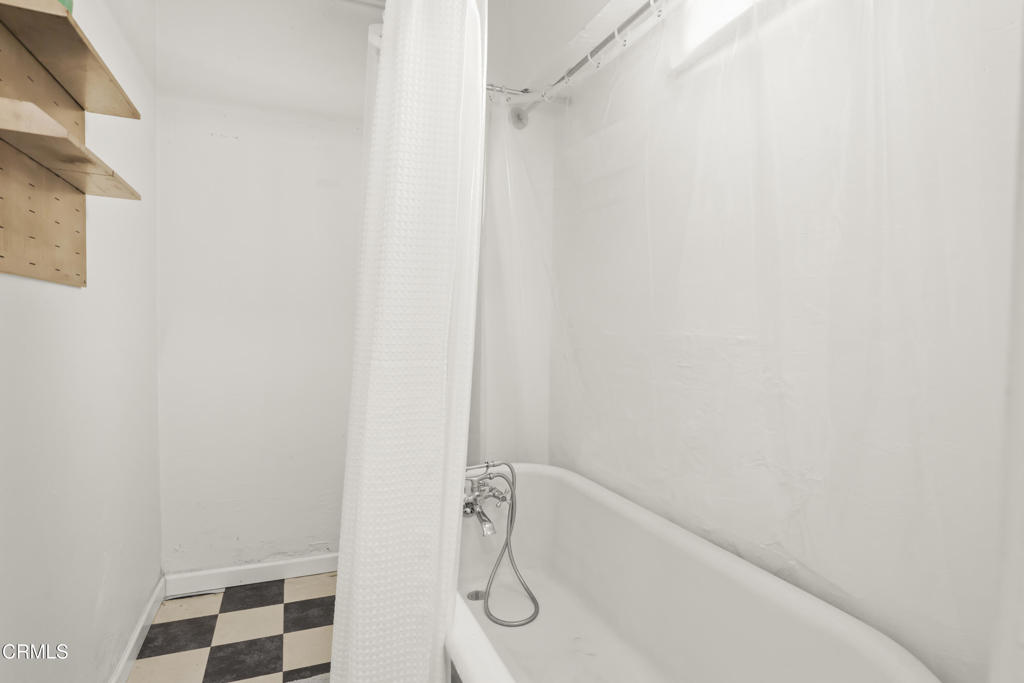 334 Harbour Way Property Photo 14