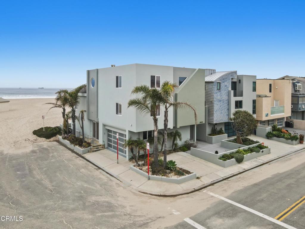 3903 Ocean Drive Property Photo 1