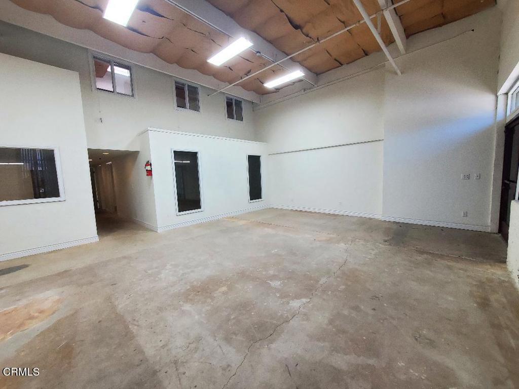 1792 Callens Road C Property Photo 13