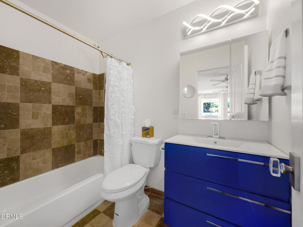 1210 S La Luna Avenue Property Photo 10