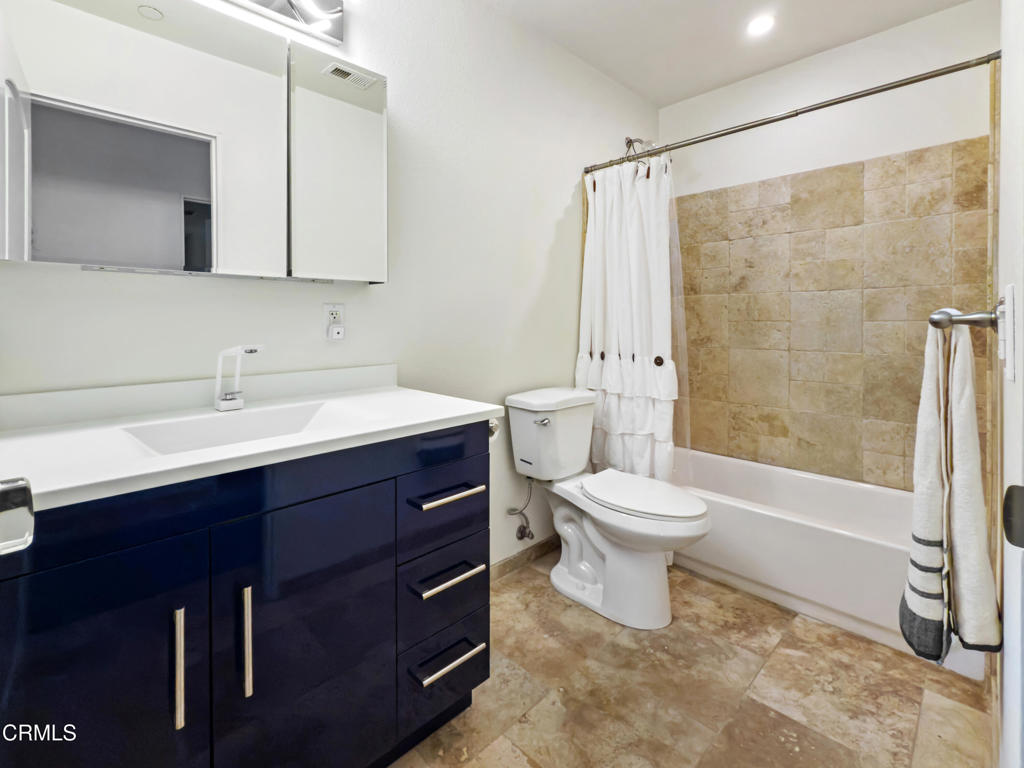 1210 S La Luna Avenue Property Photo 15