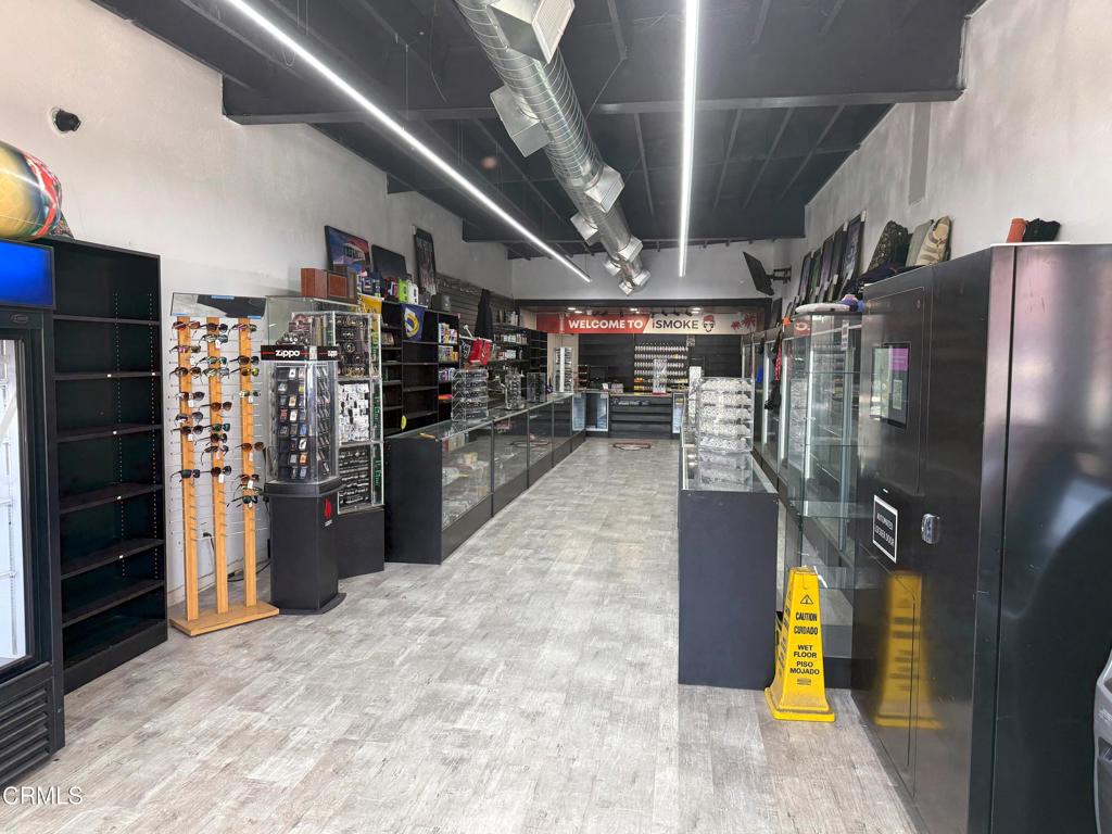 321 S C Street Property Photo 4