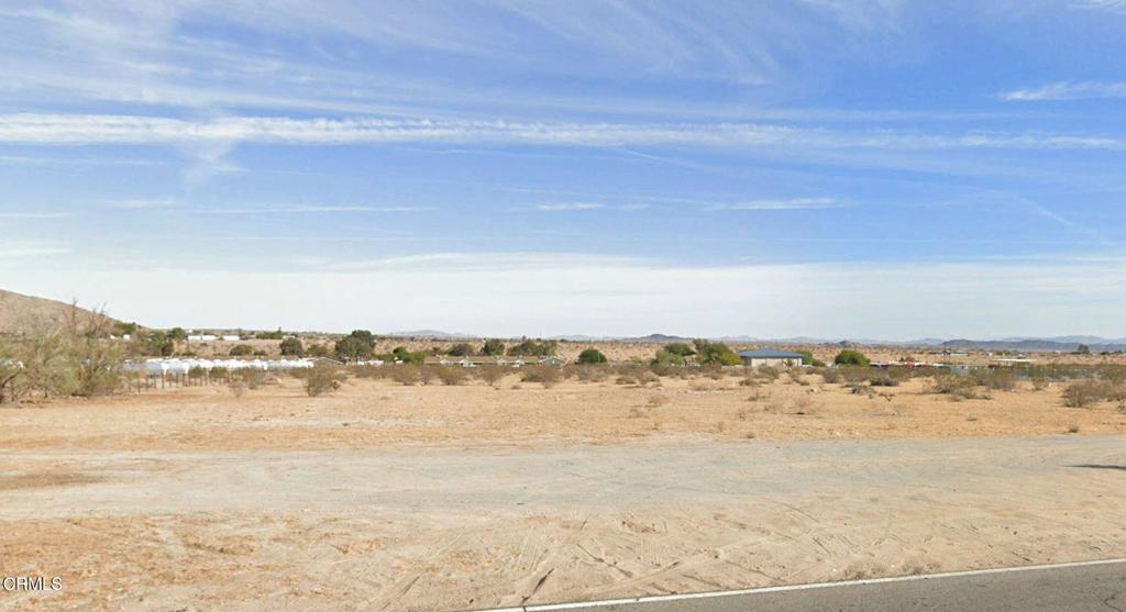 66262 29 Palms Highway Property Photo 3