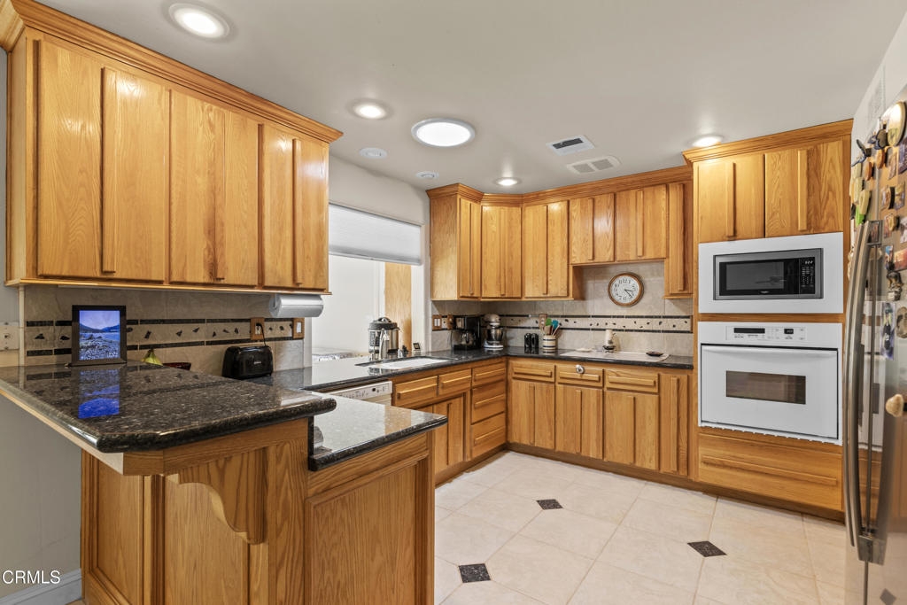 30100 Sunland Way Property Photo 11
