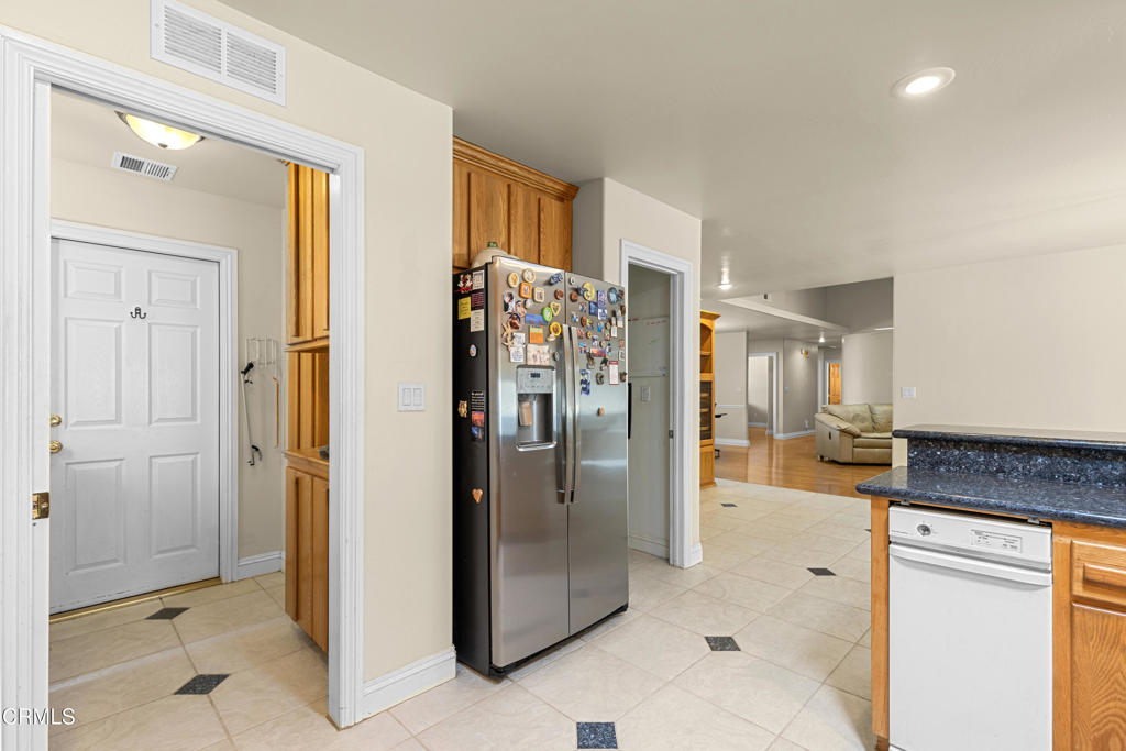 30100 Sunland Way Property Photo 13