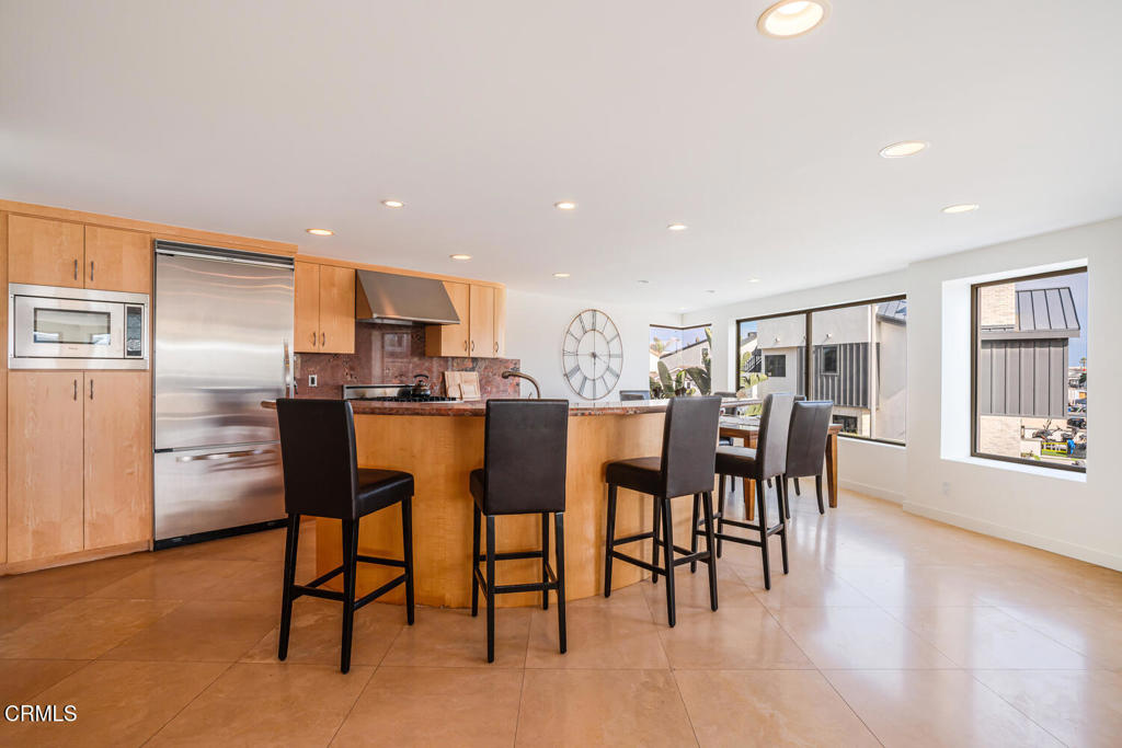 3300 Ocean Drive Property Photo 12