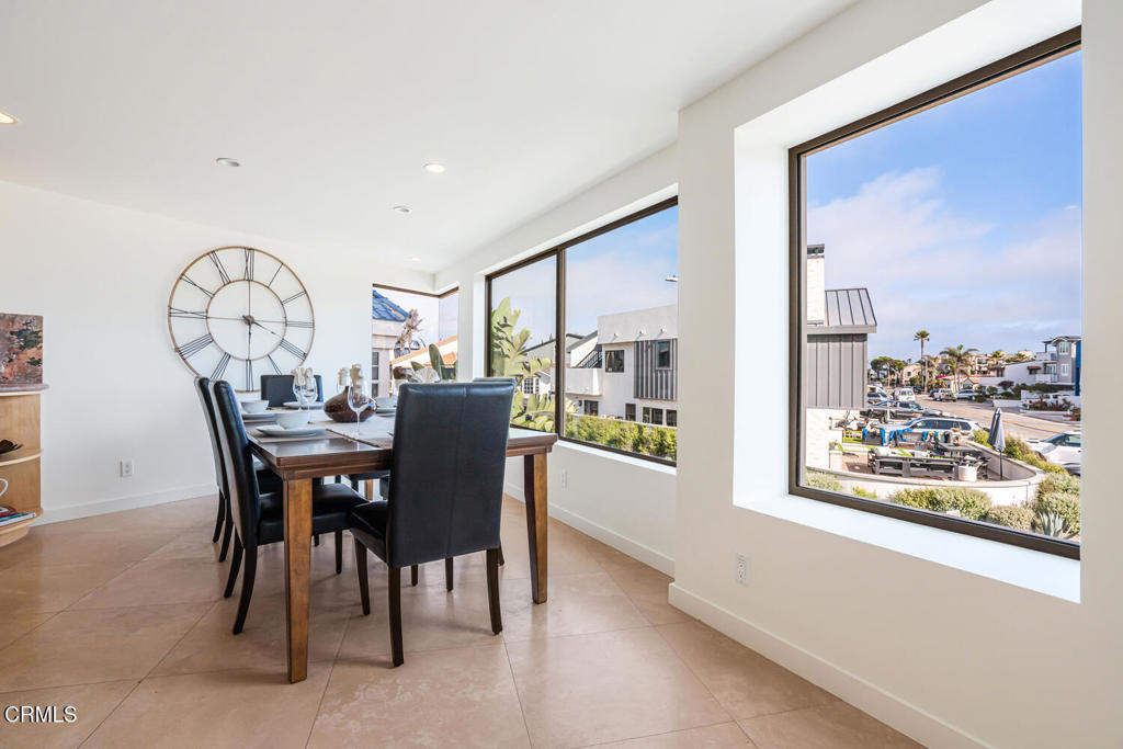 3300 Ocean Drive Property Photo 17