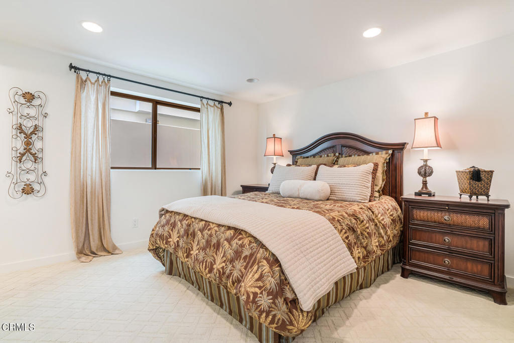 3300 Ocean Drive Property Photo 23