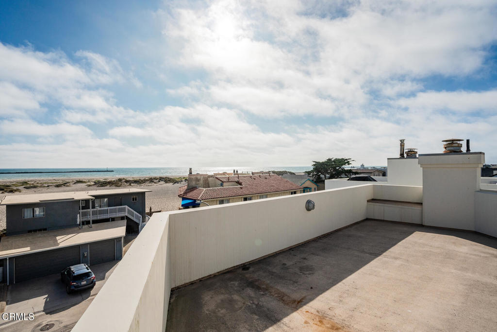 3300 Ocean Drive Property Photo 37