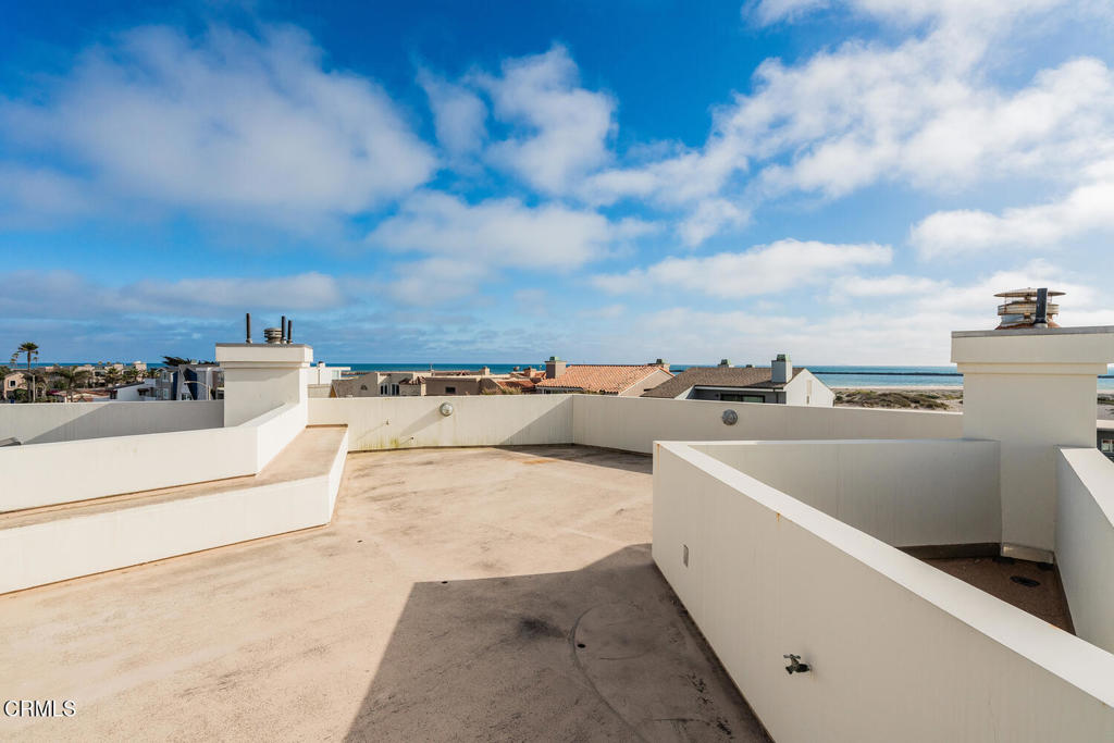 3300 Ocean Drive Property Photo 41