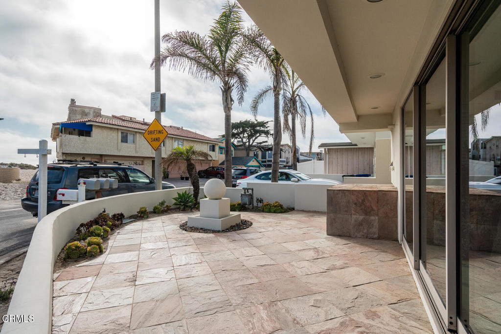 3300 Ocean Drive Property Photo 44