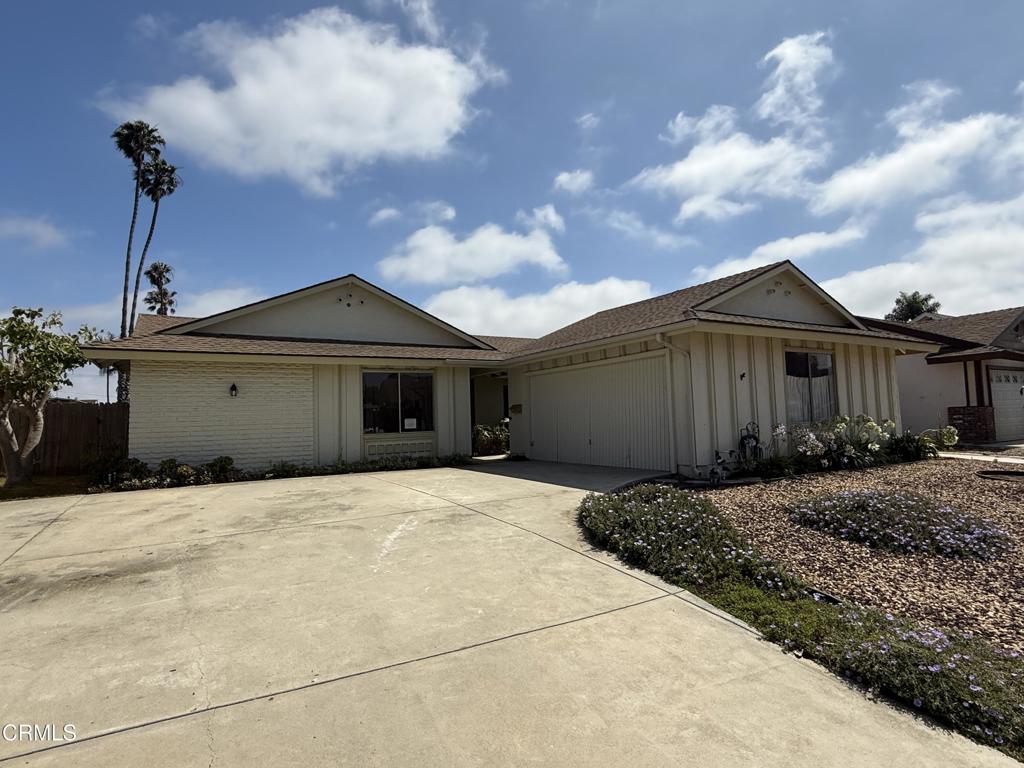 8160 Tiara Street Property Photo 1