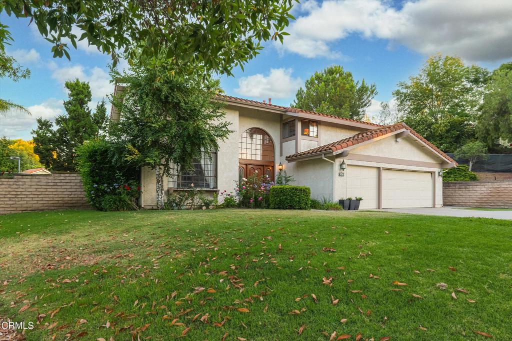 652 Stonebrook Street Property Photo 3