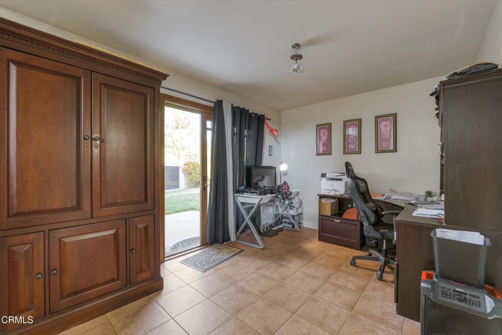 652 Stonebrook Street Property Photo 10