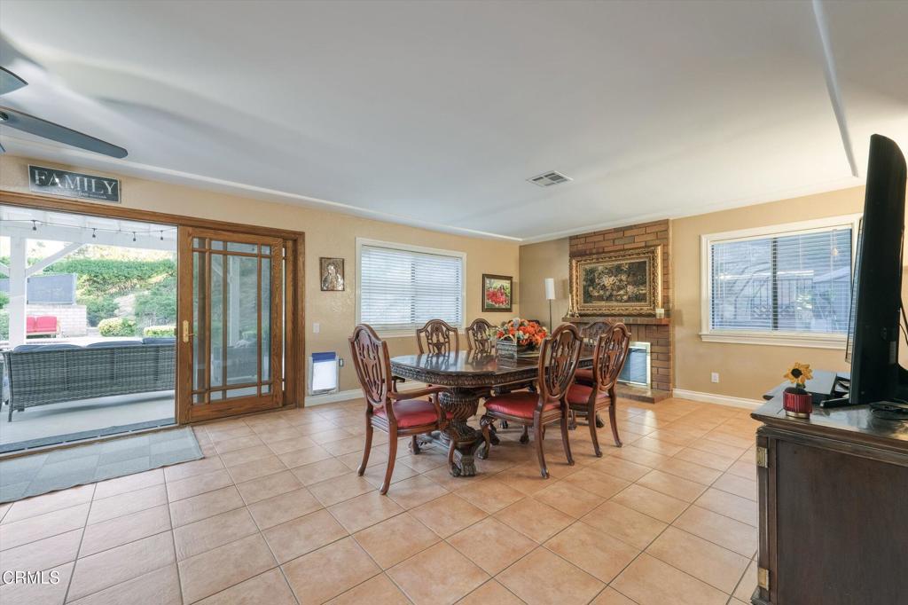 652 Stonebrook Street Property Photo 18