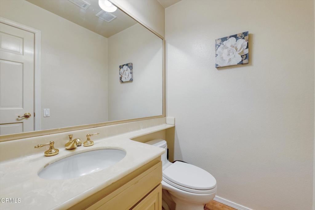 652 Stonebrook Street Property Photo 23