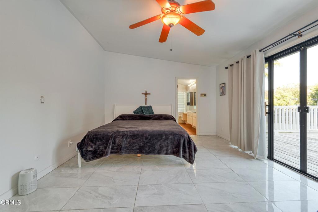 652 Stonebrook Street Property Photo 28