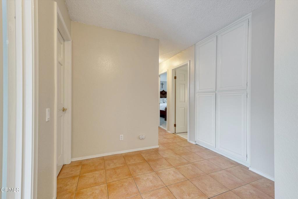 652 Stonebrook Street Property Photo 36