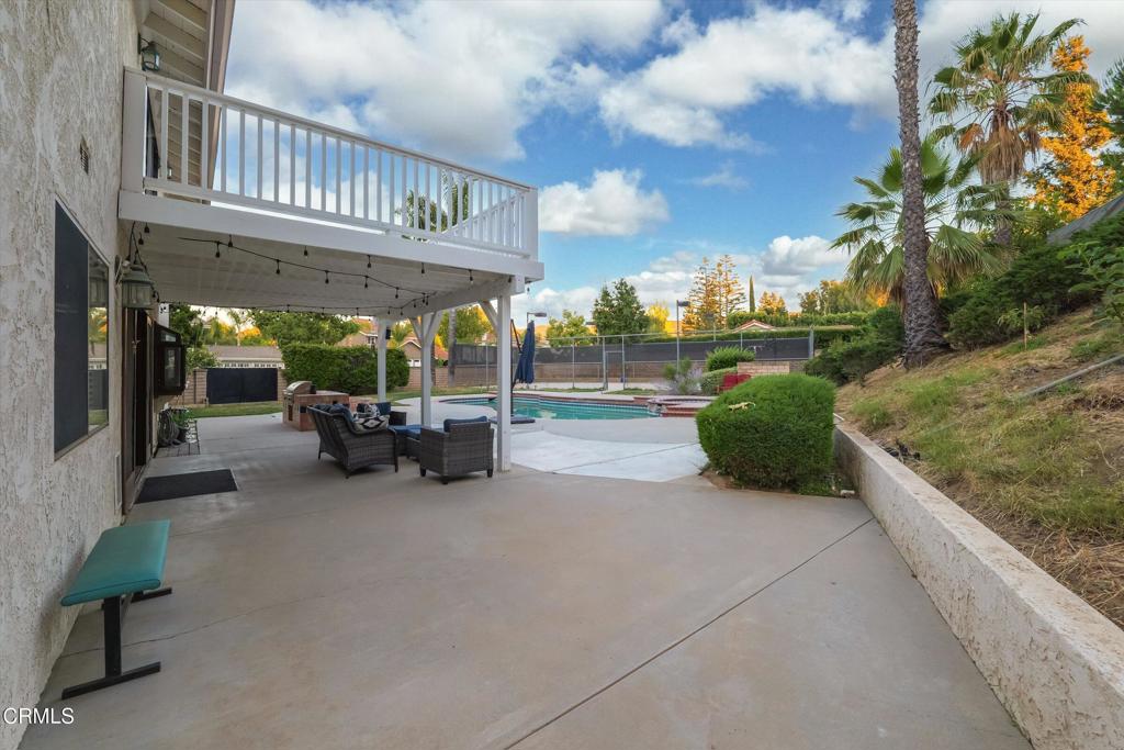 652 Stonebrook Street Property Photo 47