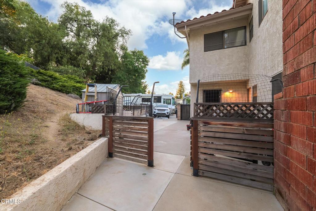 652 Stonebrook Street Property Photo 56