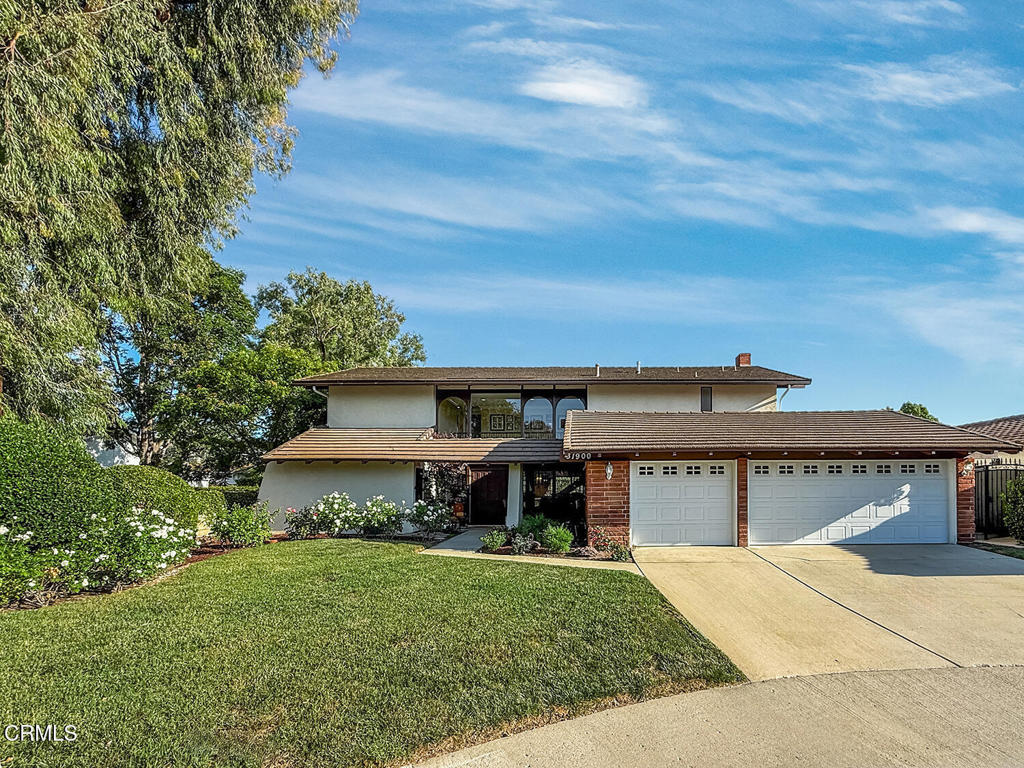 31900 Watergate Court Property Photo 1