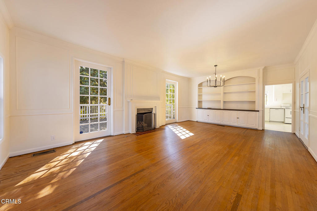212 Foothill Road Property Photo 7