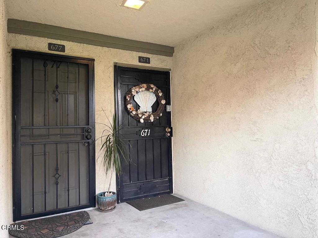 671 Bluewater Way Property Photo 1