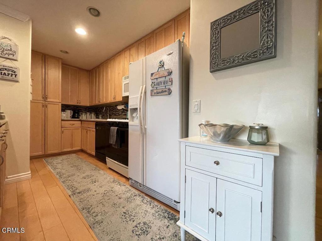 671 Bluewater Way Property Photo 11
