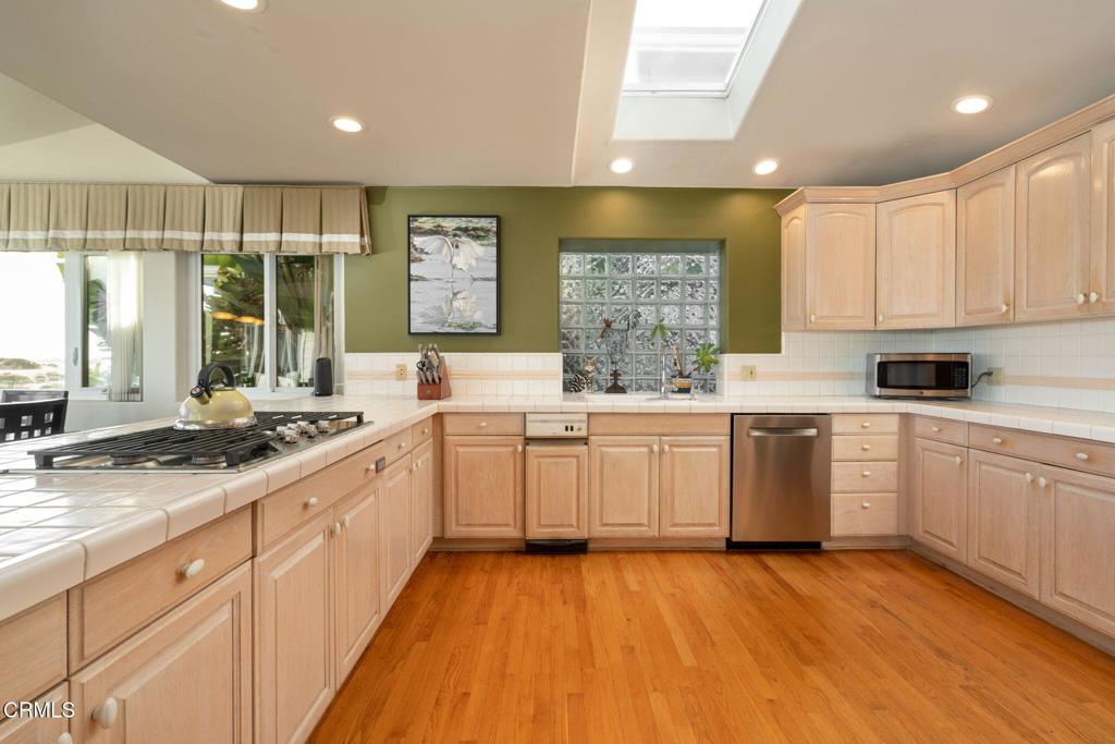 1401 Greenock Lane Property Photo 8