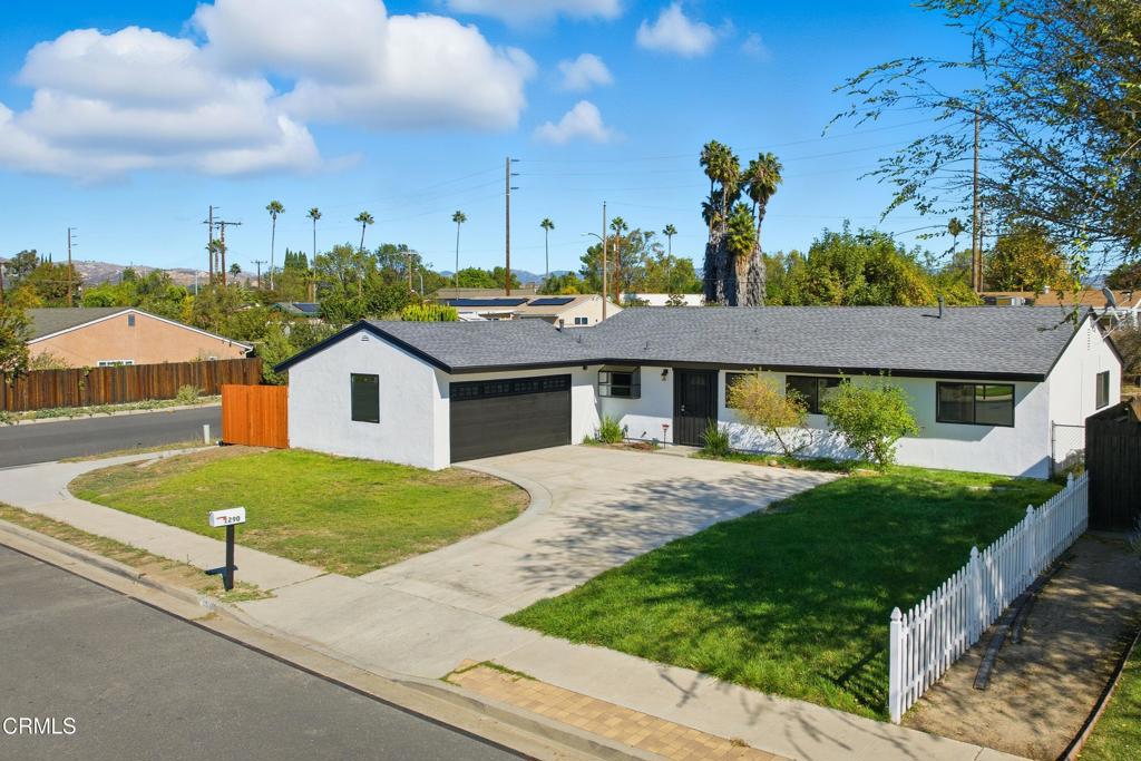 1290 Lawrence Circle Property Photo 1