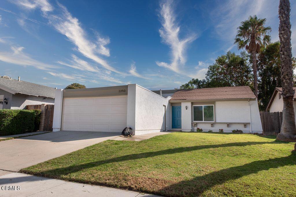 2250 N Goddard Avenue Property Photo 1