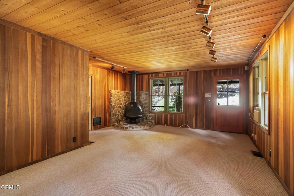2250 Hermitage Road Property Photo 10