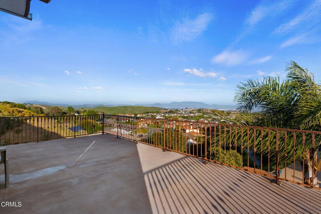 1184 Colina Vista Vista Property Photo 2