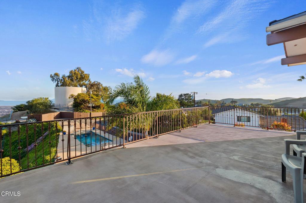 1184 Colina Vista Vista Property Photo 7