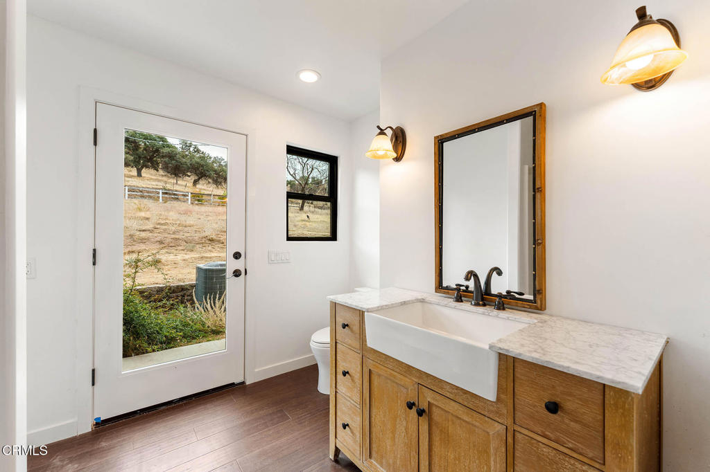 2170 Aliso Park Road Property Photo 8