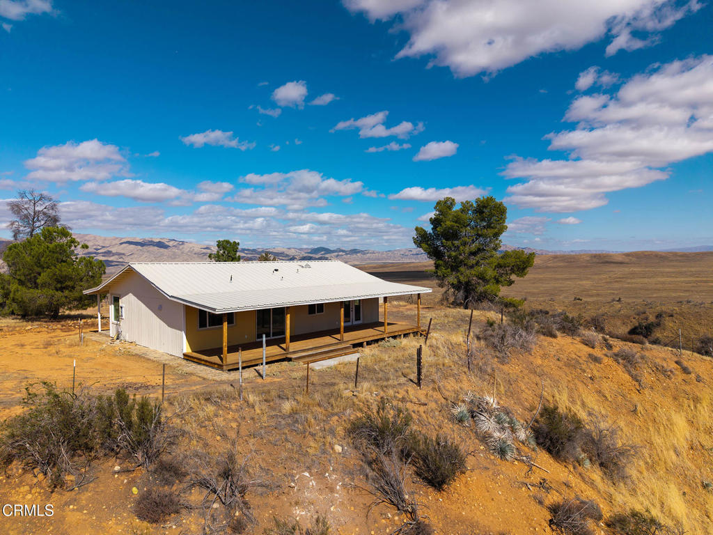 7451 Foothill Road Property Photo 3
