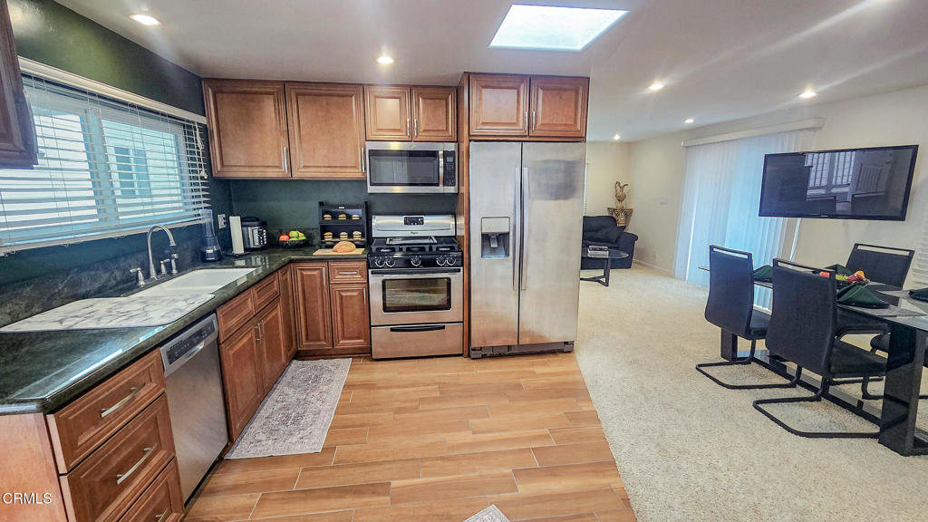 349 Ash Avenue 17 Property Photo 14