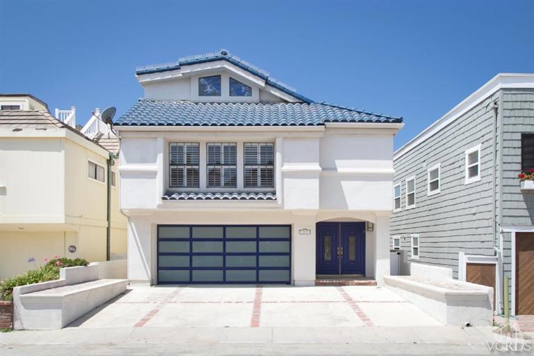4025 Ocean Drive Property Photo 1