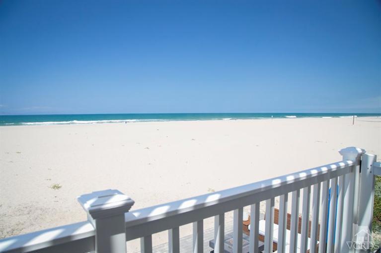 4025 Ocean Drive Property Photo 3