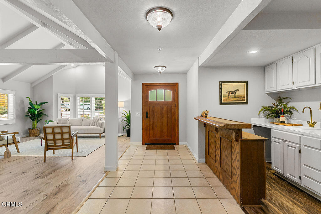 2735 Los Pinos Circle Property Photo 10