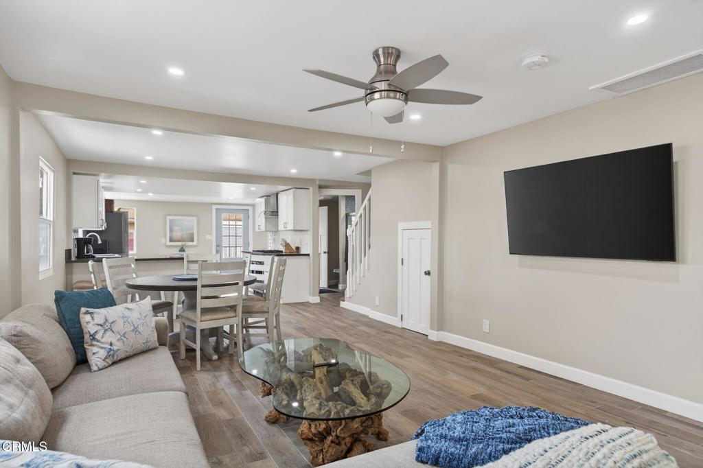 201 S Olive Street Property Photo 15
