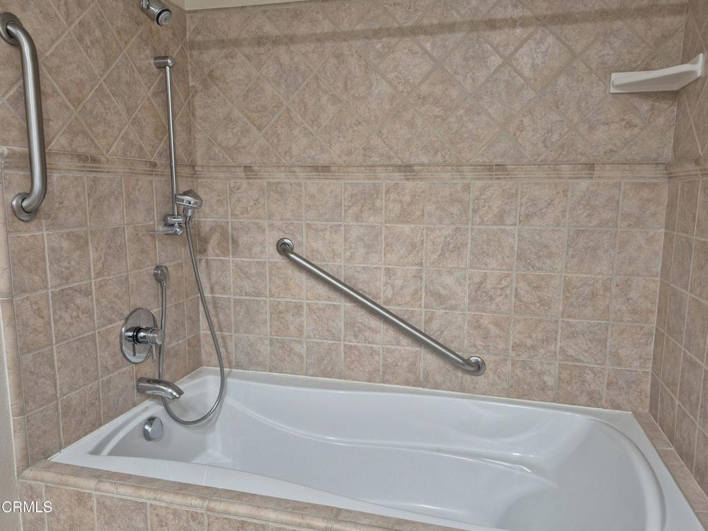 42036 Village 42 Property Photo 28