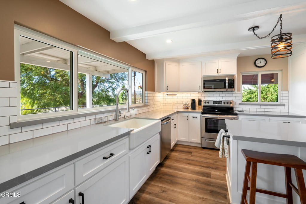 6480 Grimes Canyon Road Property Photo 10