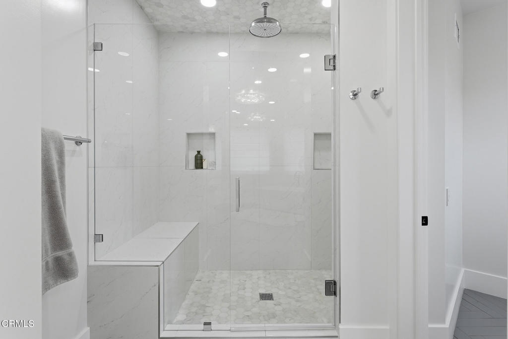 550 Unique Lane Property Photo 32