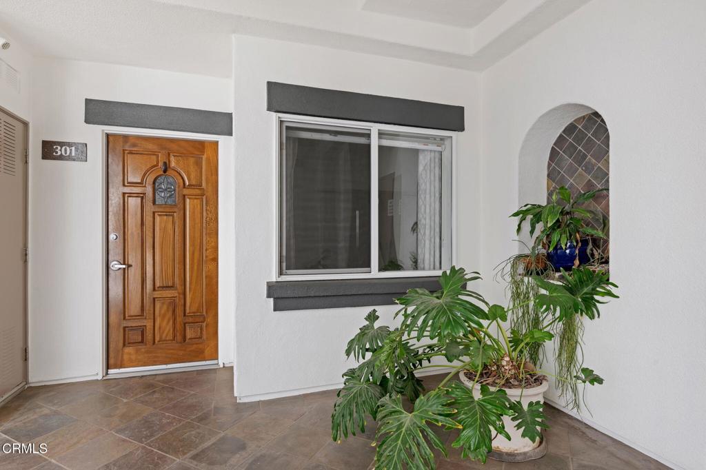 436 Poli Street 301 Property Photo 3