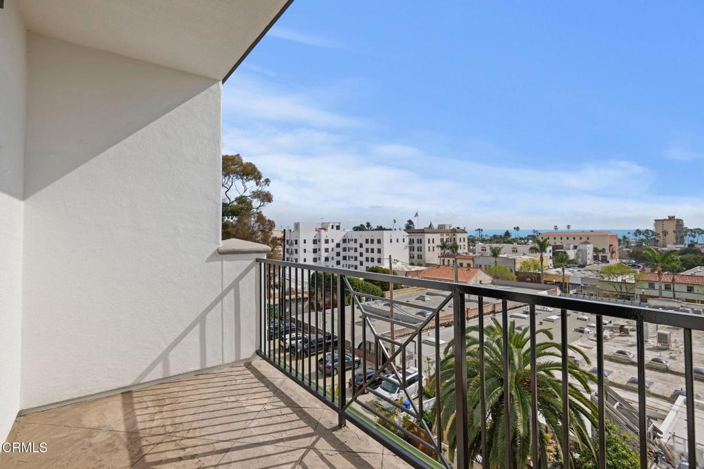 436 Poli Street 301 Property Photo 5