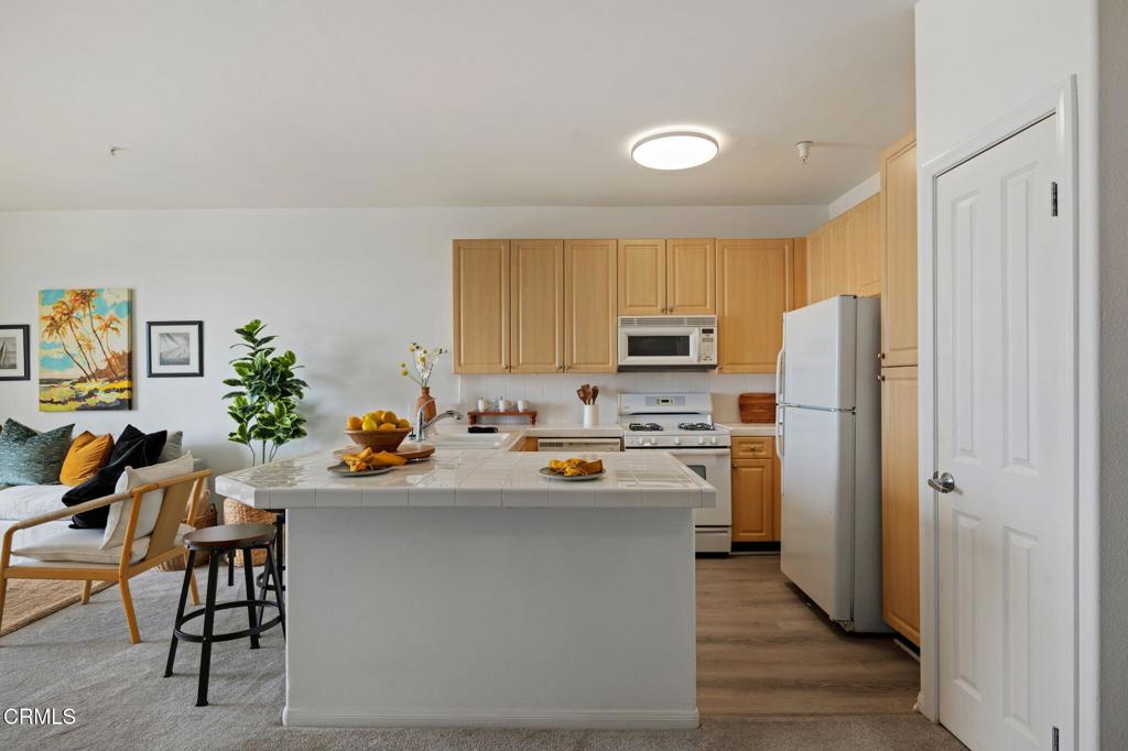 436 Poli Street 301 Property Photo 7