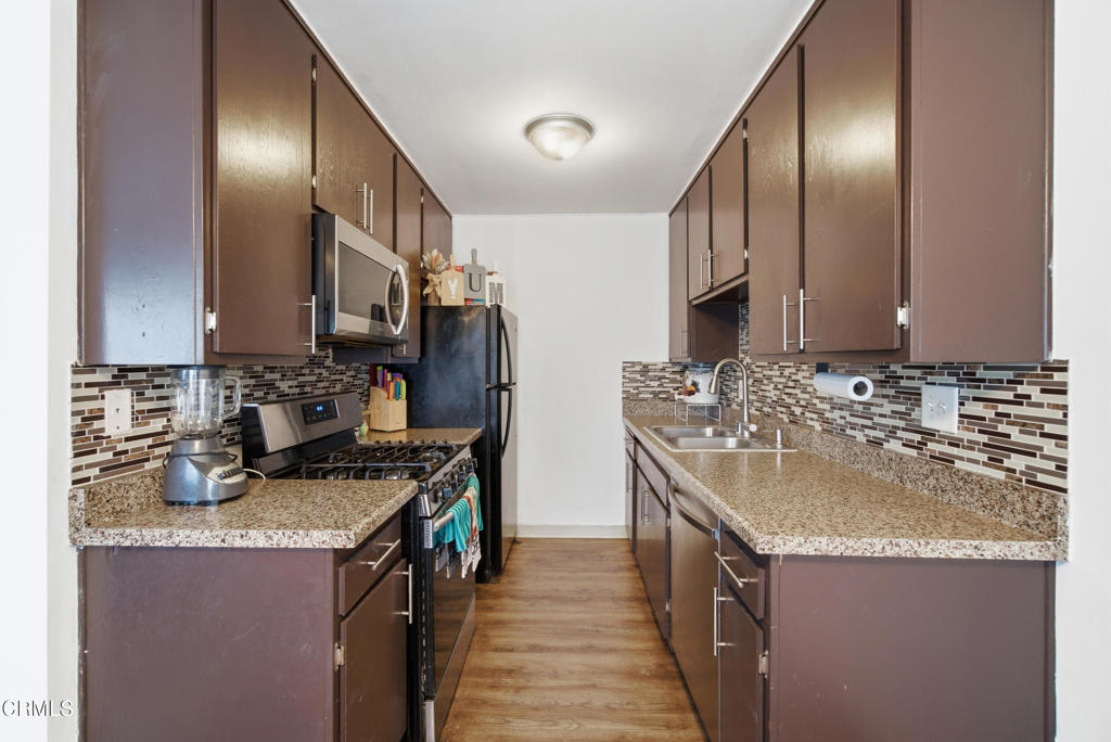 2538 Bolker Drive Property Photo 8