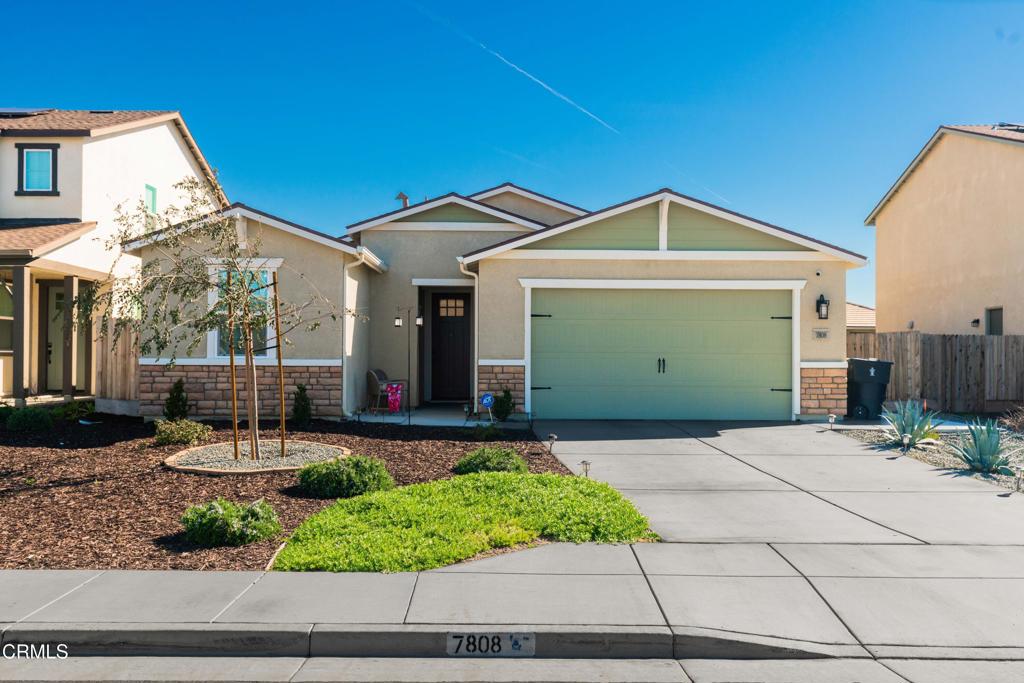 7808 Martian River Street Property Photo 1
